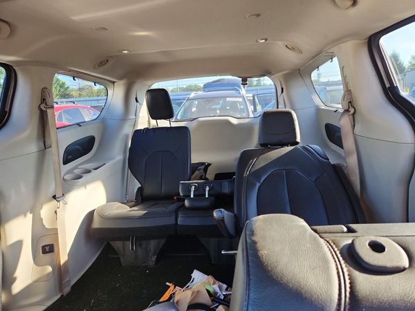2017 CHRYSLER PACIFICA Touring L Plus — SUVN