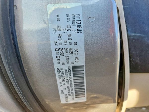 2017 CHRYSLER PACIFICA Touring L Plus — VINS