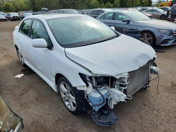 2013 TOYOTA COROLLA — Passenger 3/4
