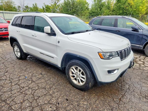2018 JEEP CHEROKEE Laredo — Passenger 3/4