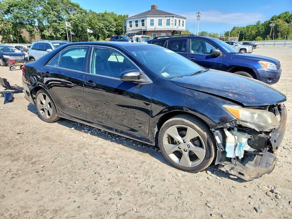 2012 TOYOTA CAMRY — Passenger 3/4