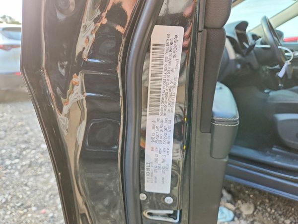 2016 JEEP CHEROKEE Latitude/Longitude/North — VINS