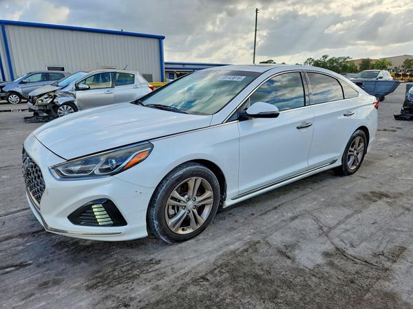 2018 HYUNDAI SONATA — Front 3/4