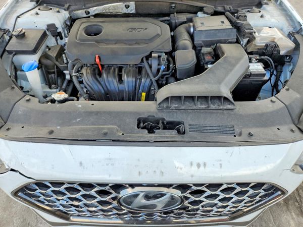 2018 HYUNDAI SONATA — Engine bay