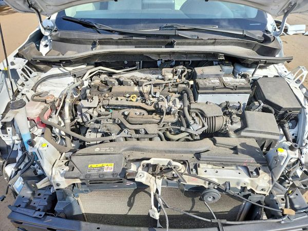2022 TOYOTA COROLLA CROSS L — Engine bay