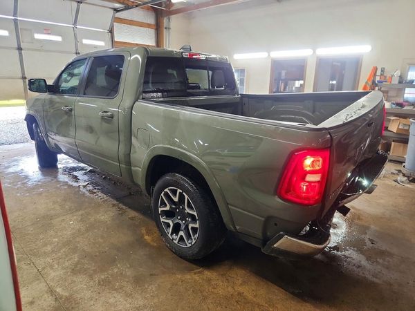 2026 RAM 1500 LARAMIE CREW CAB 4X4 — DSRA