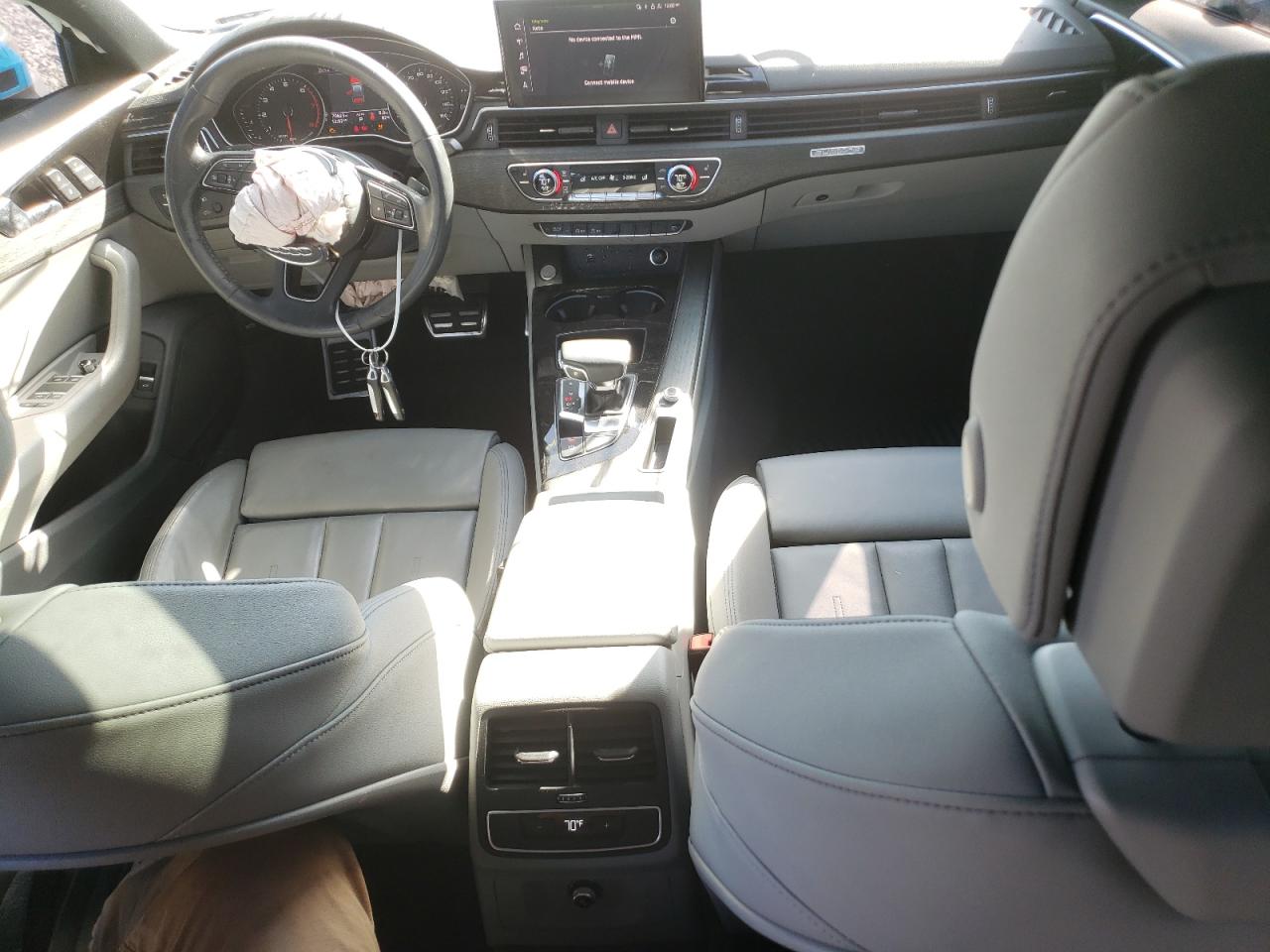 2020 AUDI A4 quattro Premium