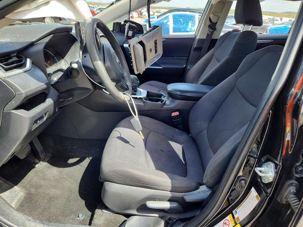 2019 TOYOTA RAV4 — DENT