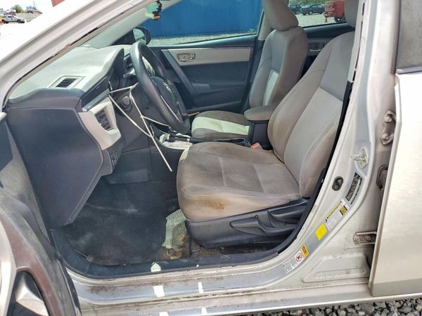 2015 TOYOTA COROLLA — DENT