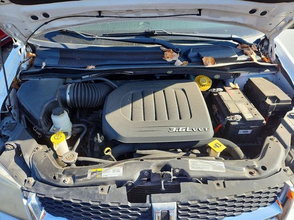 2014 DODGE GRAND CARAVAN SE