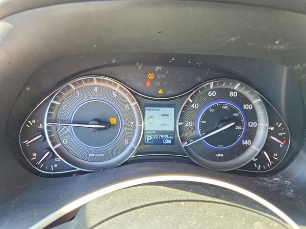 2014 INFINITI QX80 — ODOM