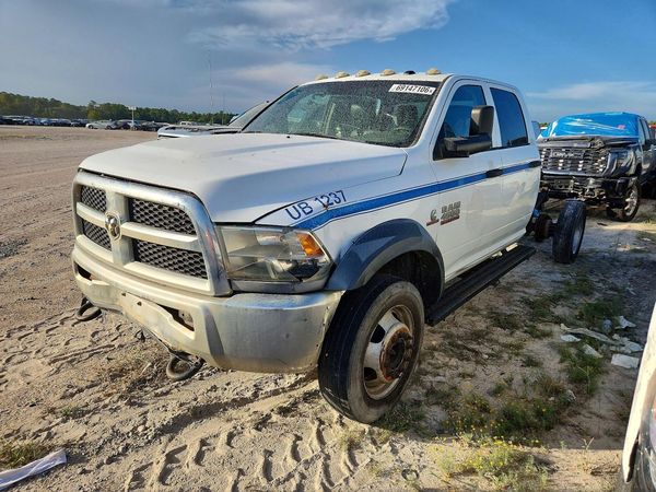2015 RAM 4500 CREW CAB CHASSIS