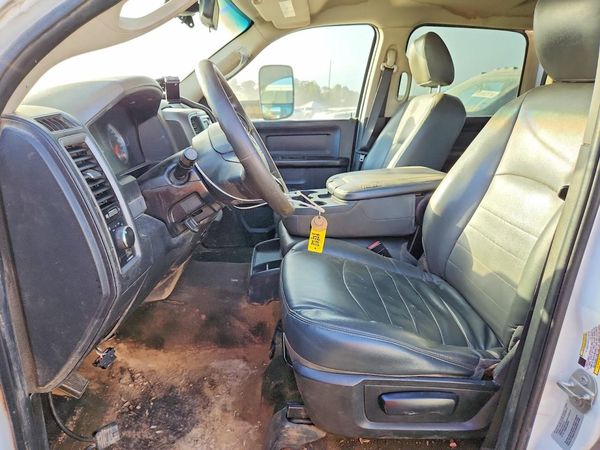 2015 RAM 4500 CREW CAB CHASSIS
