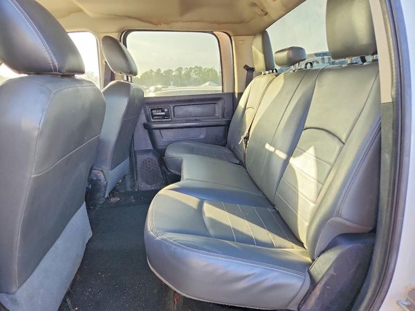 2015 RAM 4500 CREW CAB CHASSIS