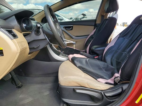 2013 HYUNDAI ELANTRA — DENT