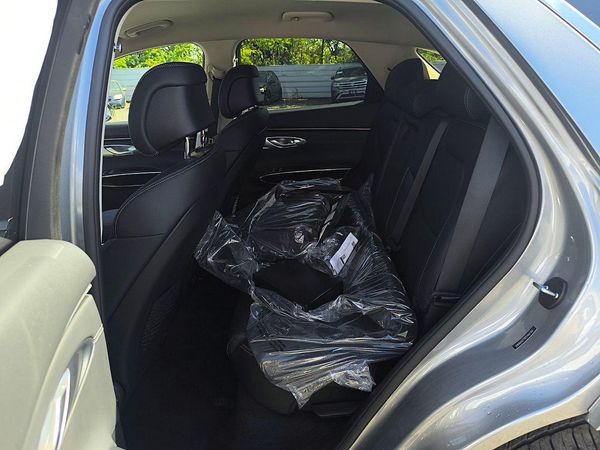 2026 GENESIS GV70 2.5T, 2.5T Select
