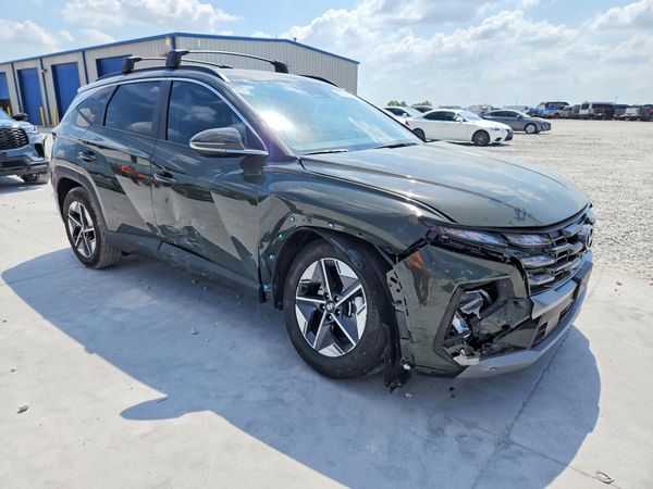 2026 HYUNDAI TUCSON — Passenger 3/4