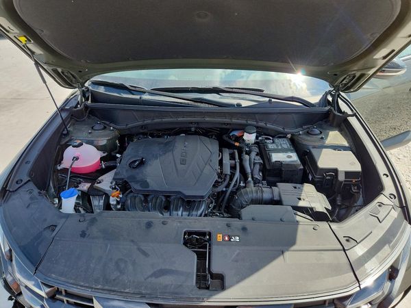 2026 HYUNDAI TUCSON — Engine bay