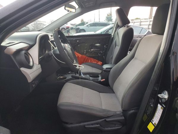2015 TOYOTA RAV4 — DENT