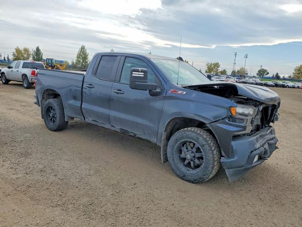 2019 CHEVROLET SILVERADO RST — Passenger 3/4