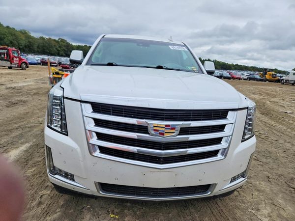 2016 CADILLAC ESCALADE ESV Luxury — DIRF