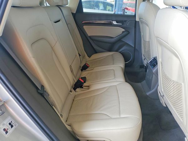 2016 AUDI Q5 quattro Premium Plus