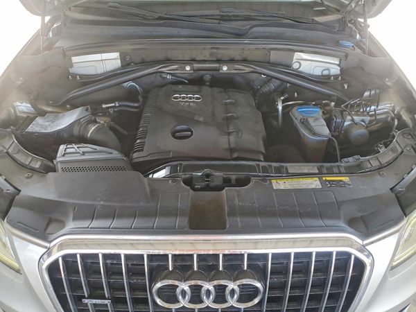 2016 AUDI Q5 quattro Premium Plus