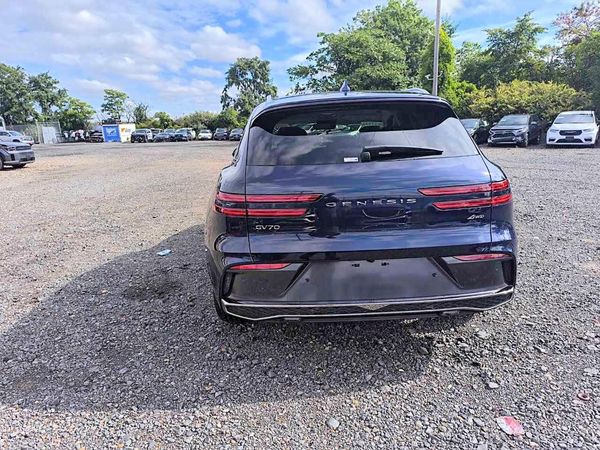2026 GENESIS GV70 2.5T Advanced