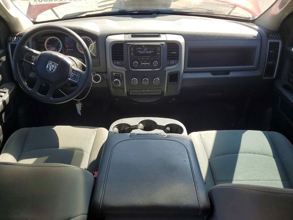 2015 RAM 1500 ST