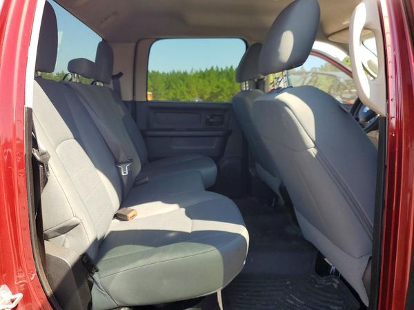 2015 RAM 1500 ST