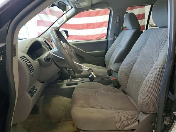 2018 NISSAN FRONTIER — DENT