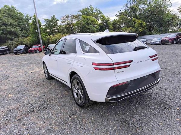 2026 GENESIS GV70 2.5T Advanced