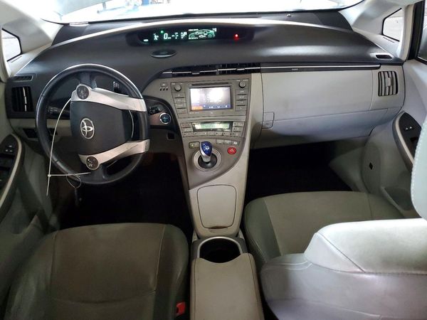 2014 TOYOTA PRIUS
