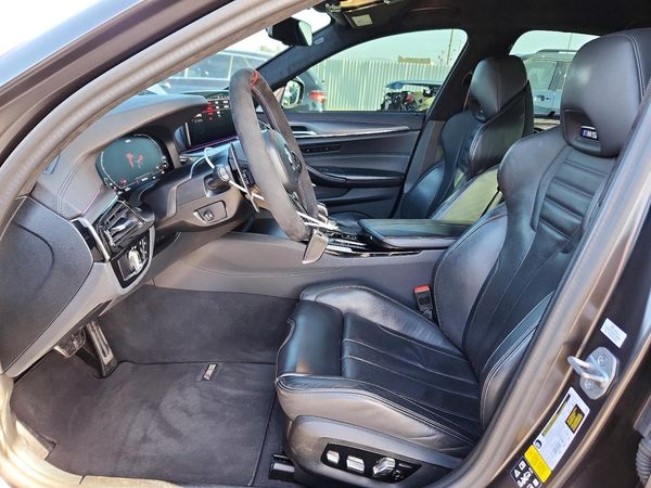 2023 BMW M5 — DENT
