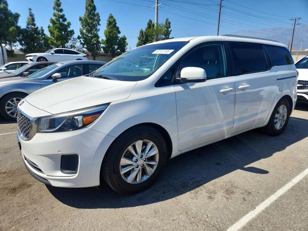 2017 KIA SEDONA — DSFA — Front 3/4