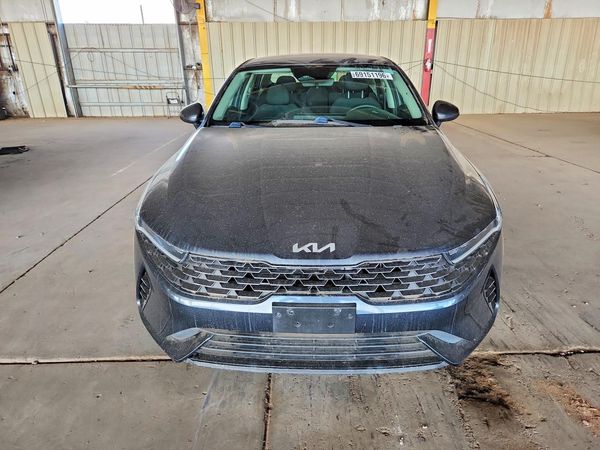 2022 KIA K5
