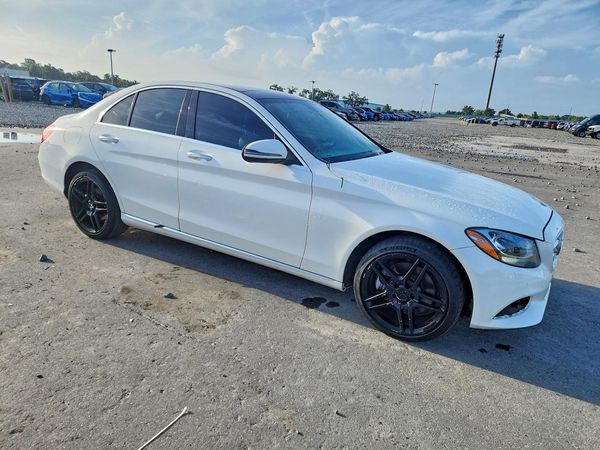 2018 MERCEDES-BENZ C C300d-4M