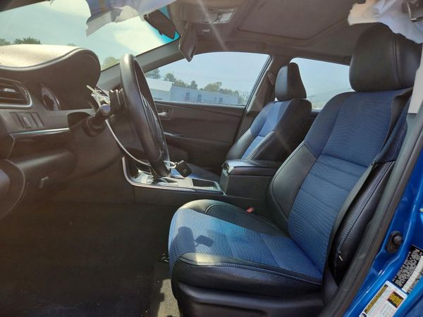 2016 TOYOTA CAMRY — DENT