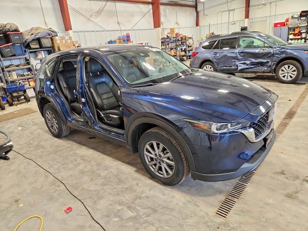 2022 MAZDA CX-5 — Passenger 3/4