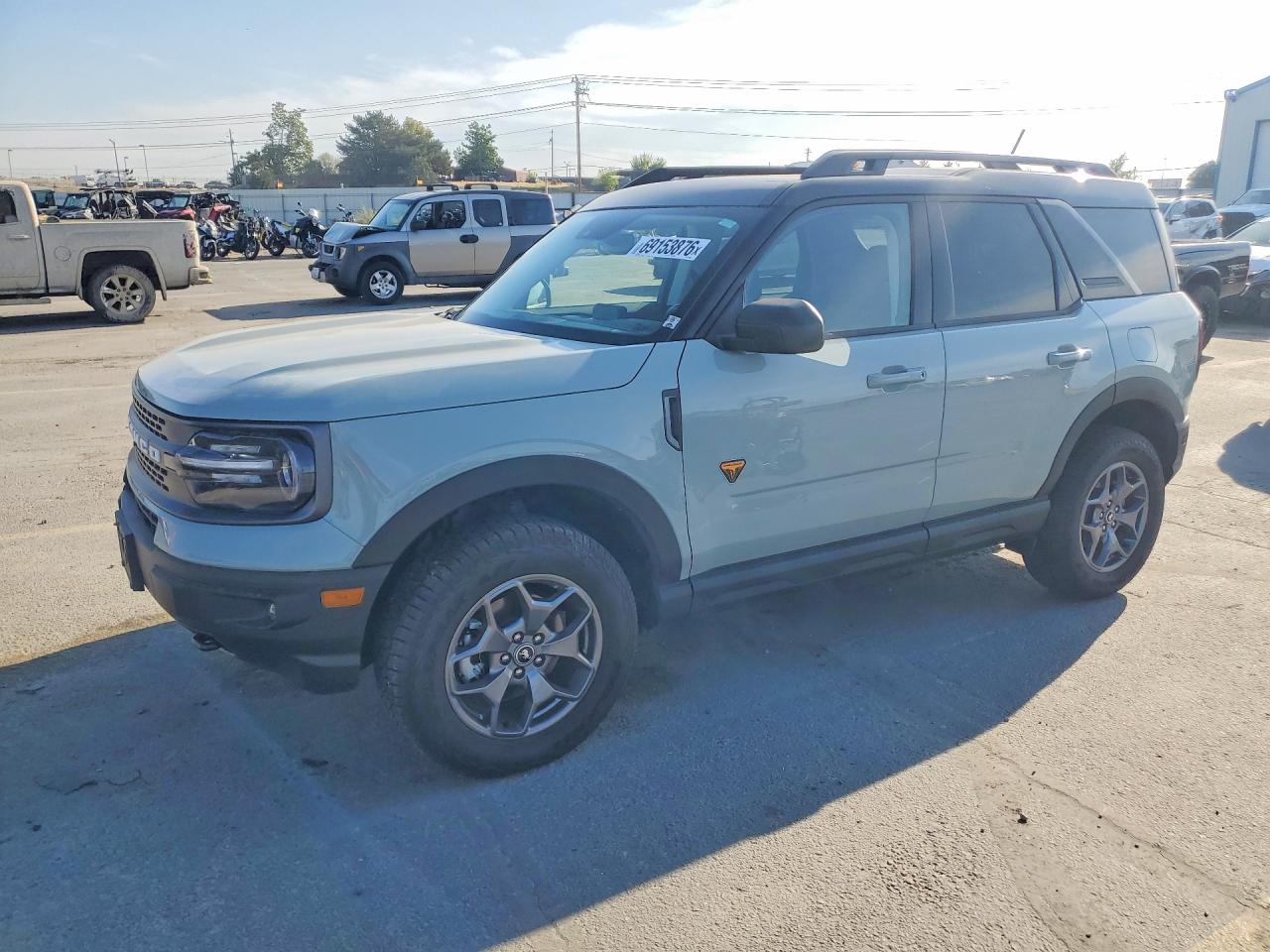2023 FORD BRONCO SPORT Badlands — Front 3/4