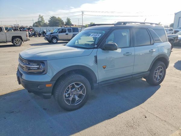 2023 FORD BRONCO SPORT Badlands — Front 3/4