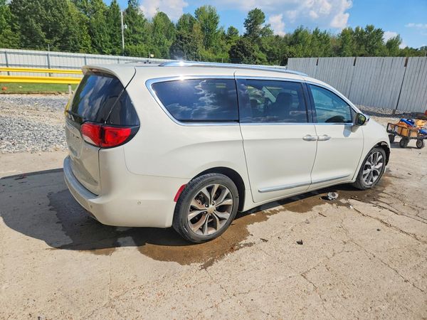 2017 CHRYSLER PACIFICA — PSRA