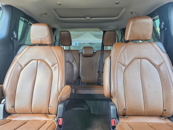 2017 CHRYSLER PACIFICA — SUVN