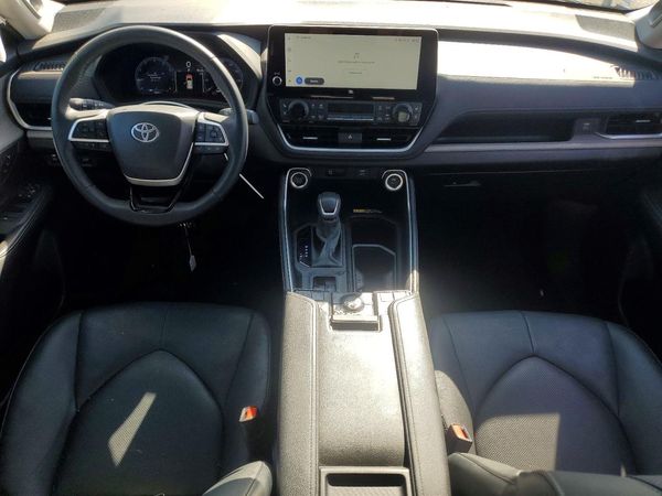2024 TOYOTA GRAND HIGHLANDER — CKPT