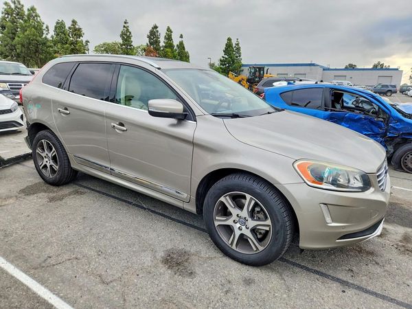 2014 VOLVO XC60