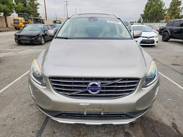 2014 VOLVO XC60