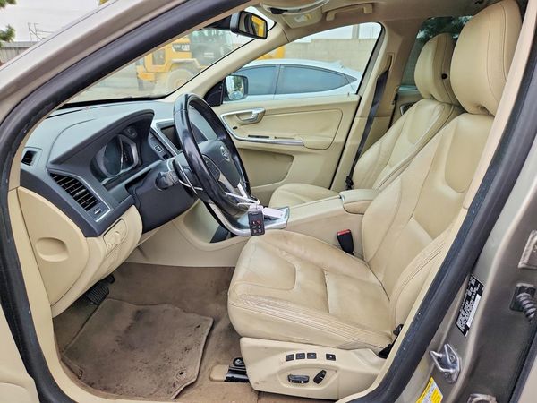2014 VOLVO XC60