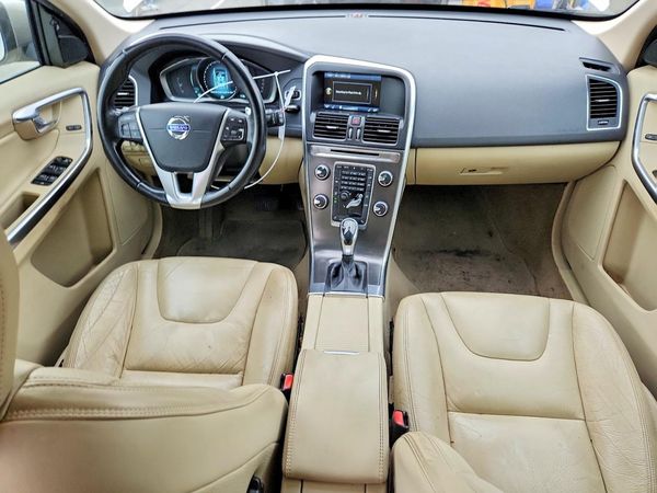 2014 VOLVO XC60