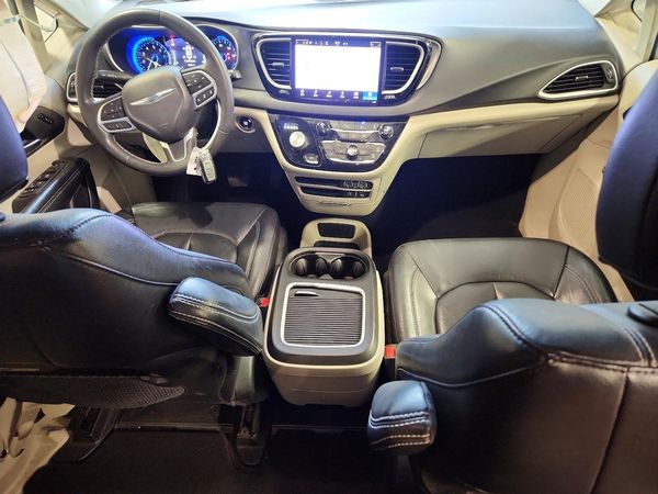 2022 CHRYSLER PACIFICA — CKPT