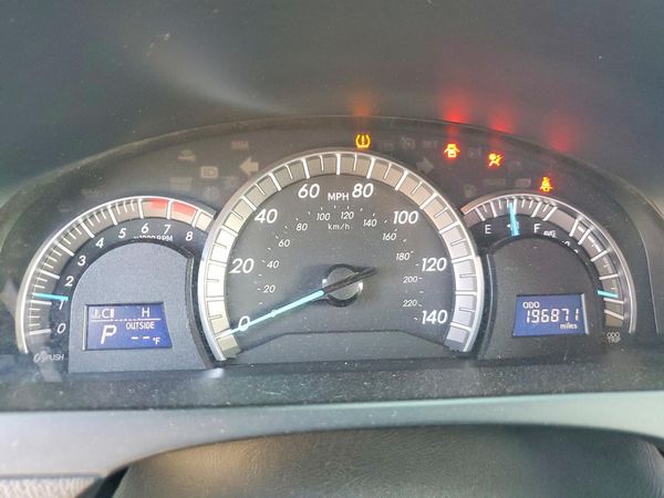 2014 TOYOTA CAMRY — ODOM